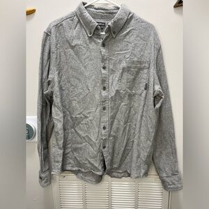 NWOT Eddie Bauer Long Sleeve Button Down
